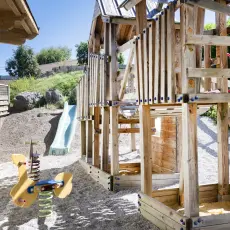 Kinderspielplatz auf Terrasse